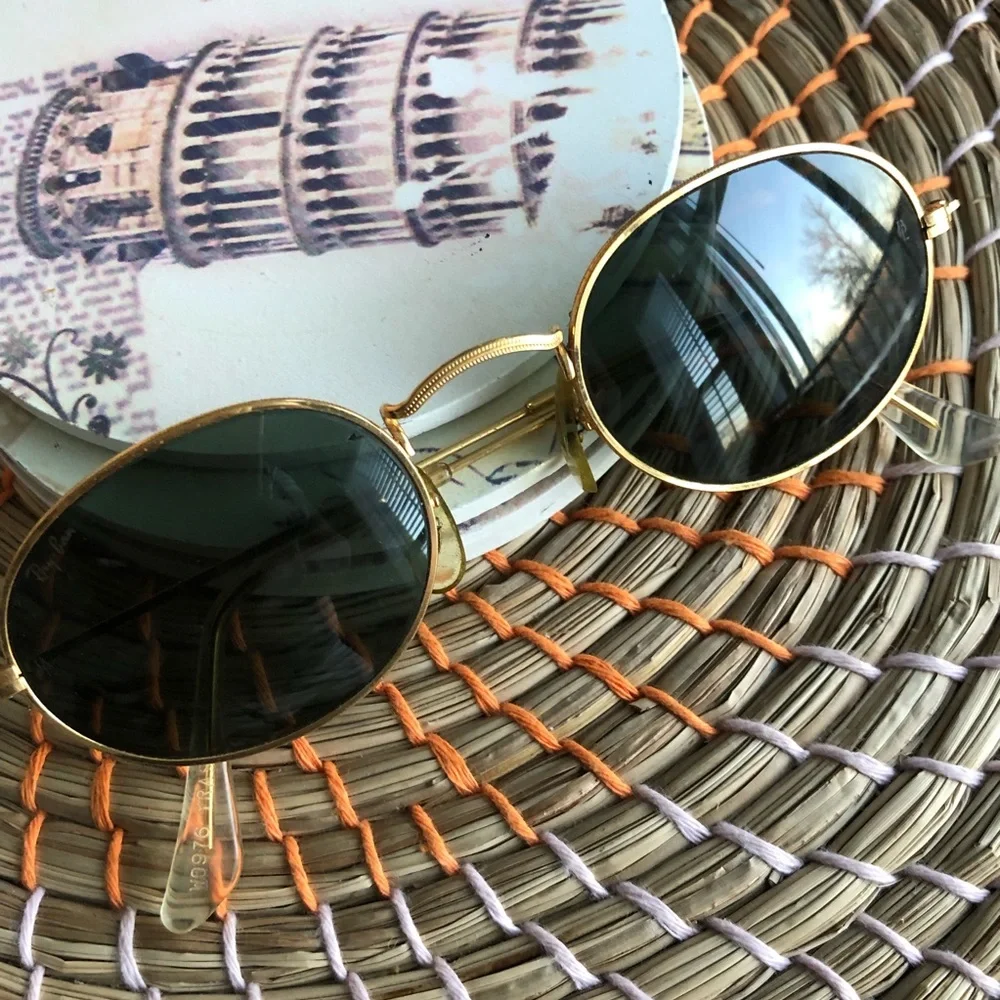 Vintage Bausch & Lomb Ray-Ban Gold Tone Oval Green Shade Sunglasses - Picture 2 of 15